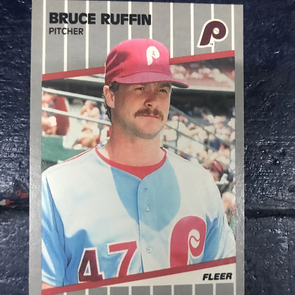 Multiple Baseball Cards - Picture 4 of 16